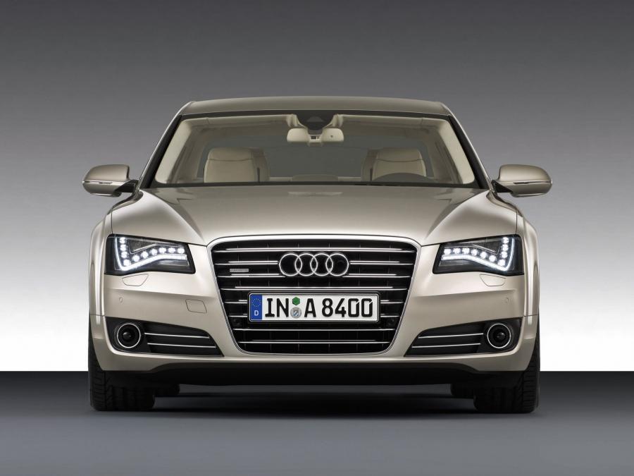  Audi A8 4.2 FSI Quattro (D4) 2010 года  (WW) (фото 26 из 30)